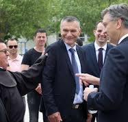 Hoće li HDZ napraviti ustupak DP-u i odreći se Dujića? Na kocki je raspad vladajuće koalicije, a moguće i novi izbori...