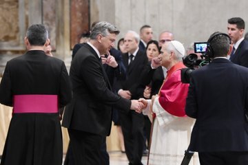 Plenković pozvao papu Lava XIV. u posjet Hrvatskoj