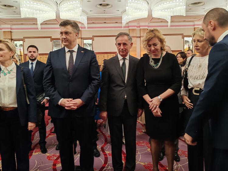 Srpsko narodno vijeće (SNV) obilježava Božić, Plenković bio na tradicionalnom  božićnom  prijemu