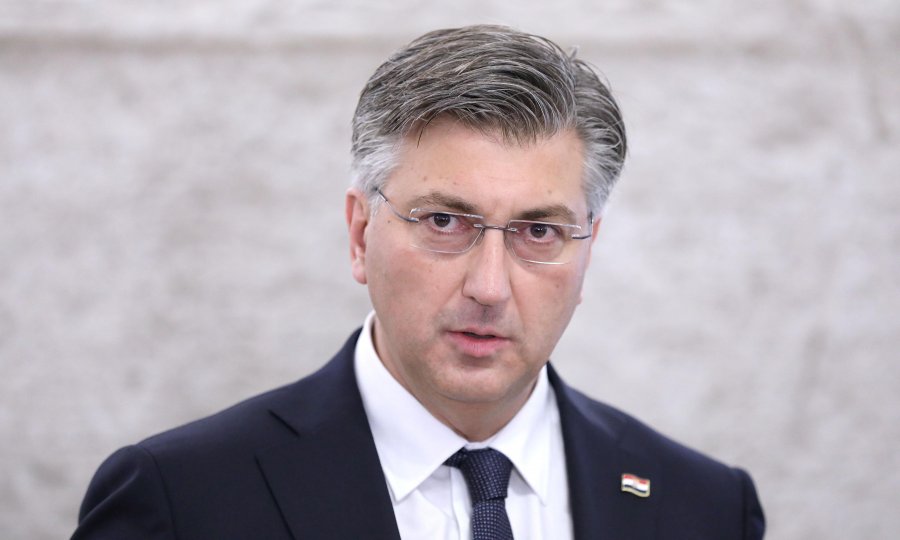 Plenković o Milanoviću: Sigurno je i on korumpiran, sigurno je i on banda, sigurno i on laže. On je orkestrirao harangu na Frku Petešića!