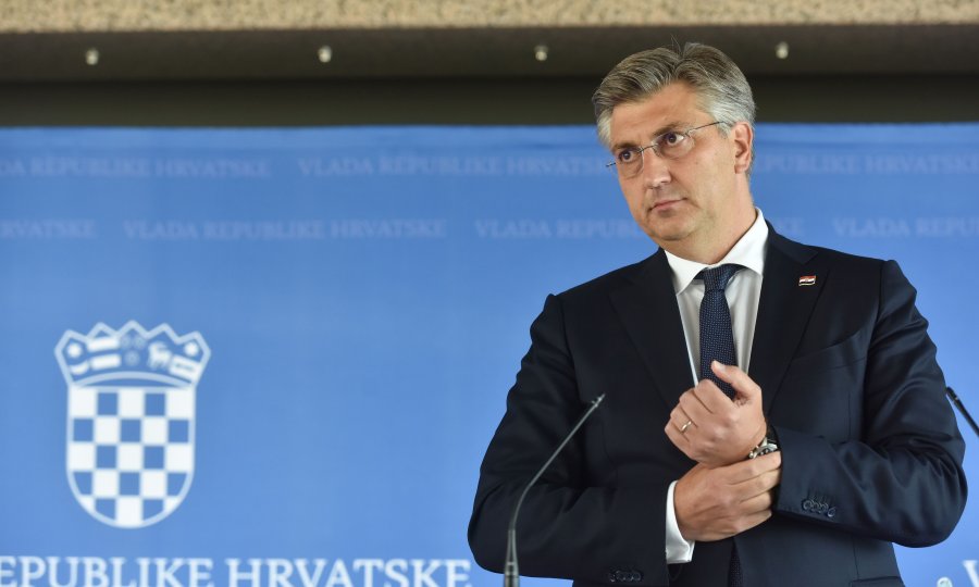 Plenković: Potpore će se nastaviti, ne prema svima jer su se okolnosti promijenile, a uvjet za apliciranje bit će cijepljenje
