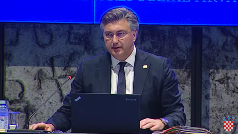 Plenković o božićnom dodatku: "Šaljemo poruku solidarnosti umirovljenicima"