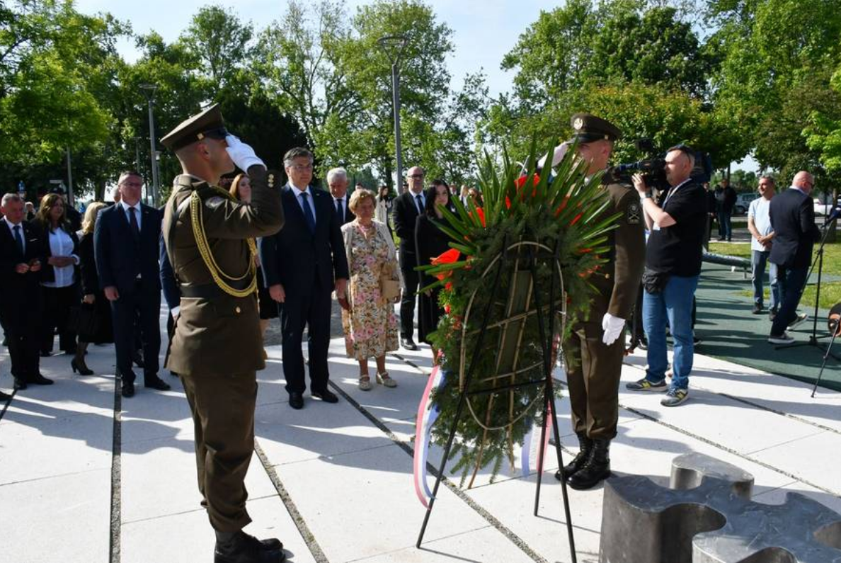 Prekinuto djetinjstvo: Hrvatska obilježila 'Dan sjećanja na ubijenu i stradalu djecu u Domovinskom ratu'