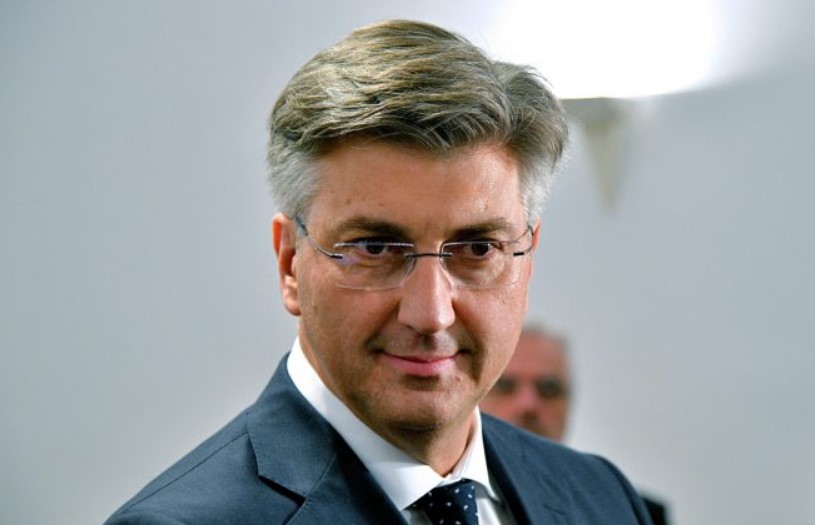 PLENKOVIĆ MU NE SMIJE NIŠTA! Ovo je jedini HDZ-OVAC od kojeg drhti cijela stranka