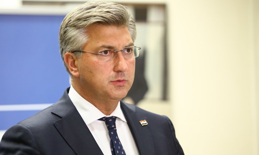 Plenković: Razmišlja se o uvođenju covid potvrda i u socijalnim ustanovama. To je logično i normalno