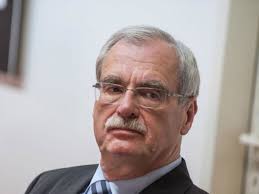 Hebrang prozvao ‘žestokog komunista’ koji se ušuljao preblizu Tuđmanu: ‘Sram vas bilo i fuj’