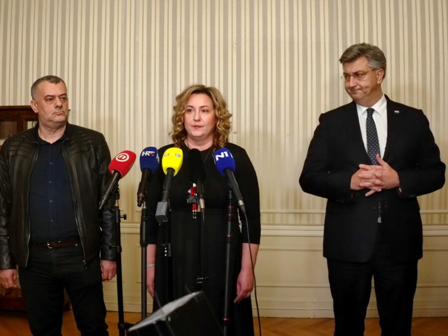 Sindikati i Vlada postigli dogovor: Idu povišice plaća, ali i veći regres, božićnica i dar za dijete