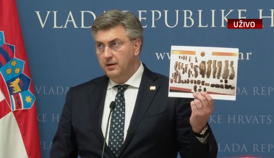 Plenković pokazao slike tragova eksploziva: “Letjelica je bila naoružana”