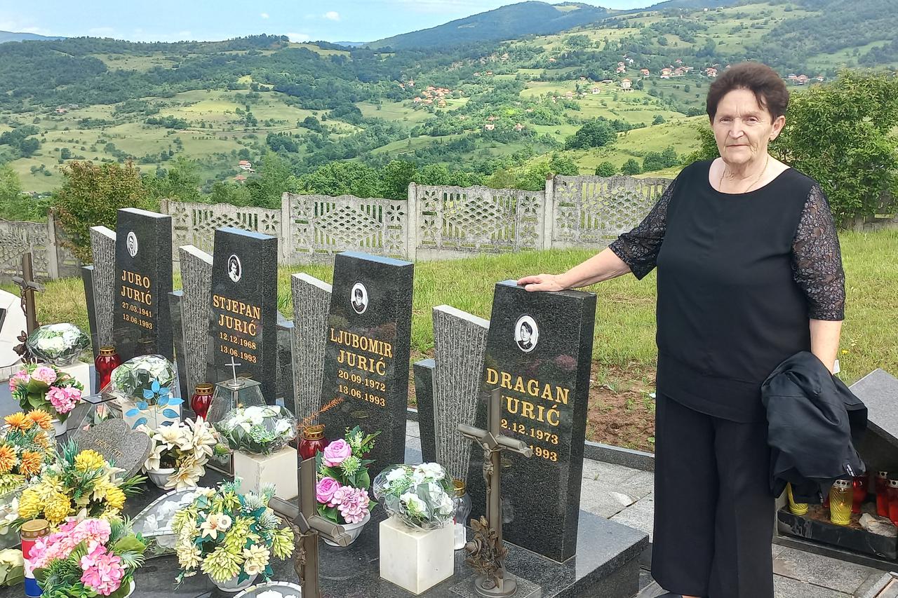 Anici Jurić iz Kaknja prije 32 godine   pred očima  ubili tri sina i supruga