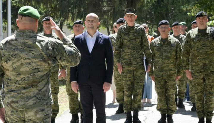 Anušić posjetio vojarnu "5. gardijske brigade Slavonski sokolovi" u Vinkovcima