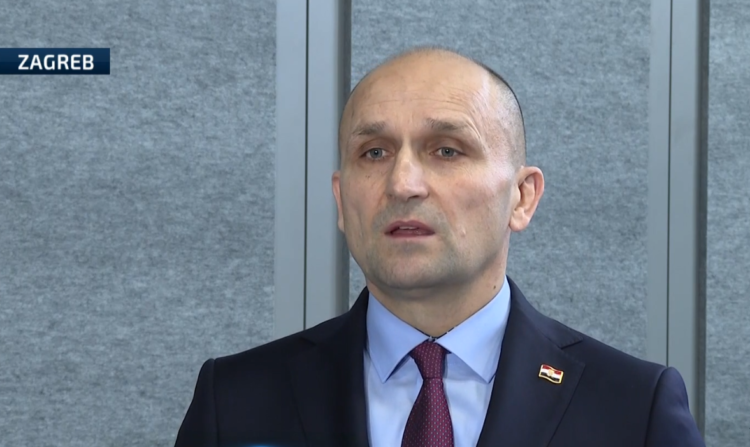 Debeljak izazvao potres u MORH-u, oglasio se Anušić: ' Bilo je jasno da ćemo raskinuti ugovor, ali Debeljak nas je preduhitrio