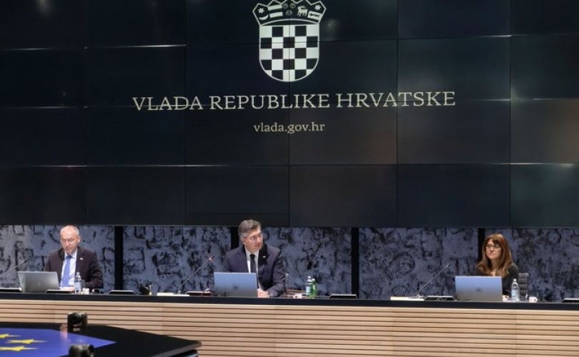 PLENKOVIĆ: Vlada će donijeti odluku o ukidanju imuniteta Aladroviću