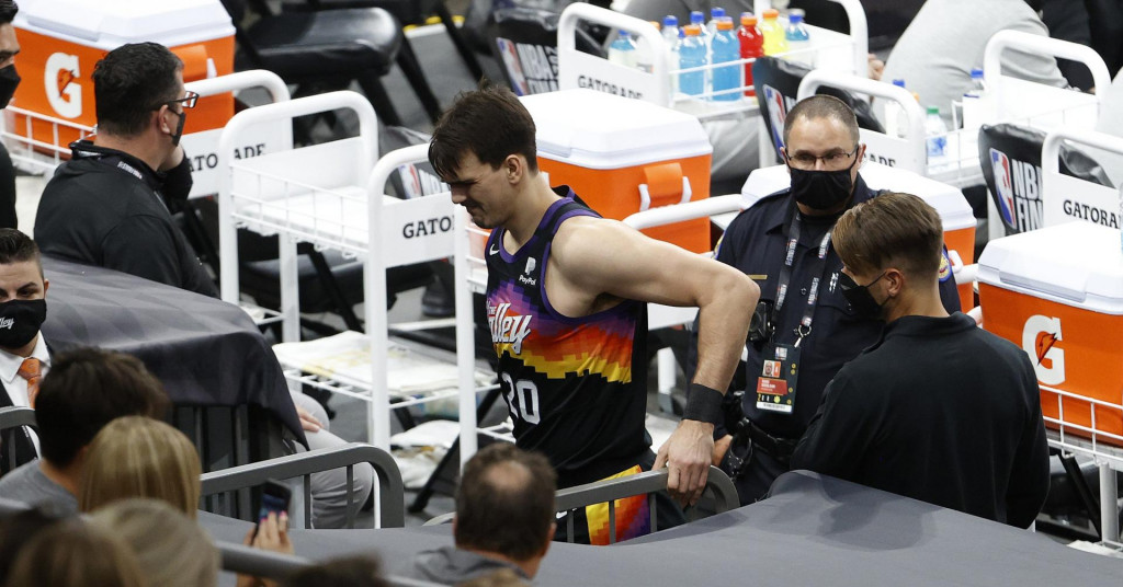 Teška ozljeda Darija Šarića u finalu NBA!  Prve prognoze nisu ohrabrujuće