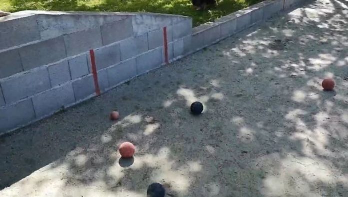 Dvojici Splićana određena samoizolacija, a policija ih pronašla na balotama