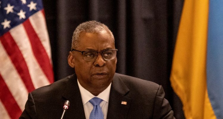 Američki ministar obrane završio na intenzivnoj njezi