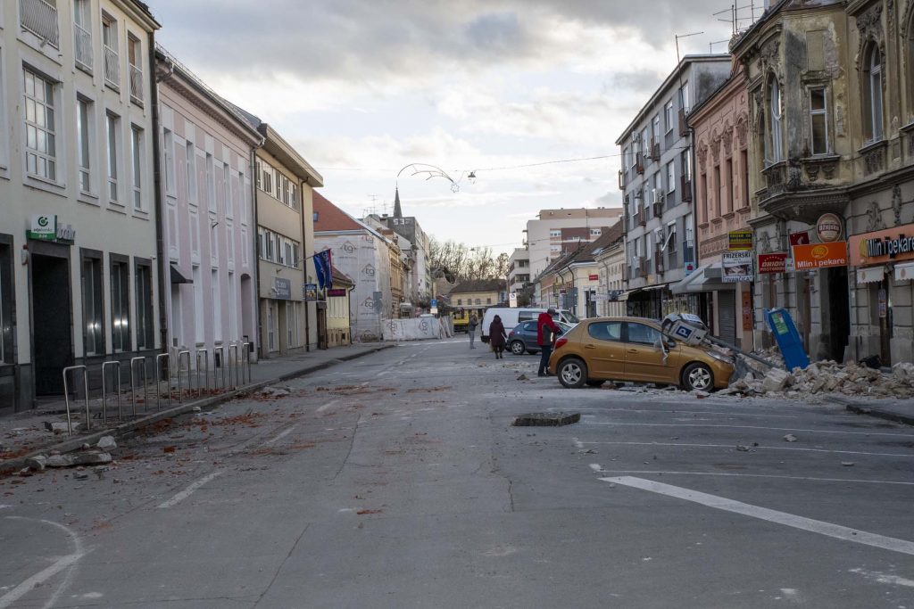Poziv za prijavu štete na osobnim automobilima