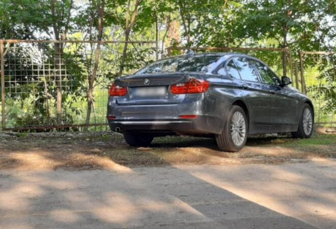 Srbin pitao ‘gde da bezbedno parkira auto’ u Splitu, poznati ‘lovac’ planuo pa dao savjet: ‘ZAŠTO SE SVI PRAVE GRBAVI?!’