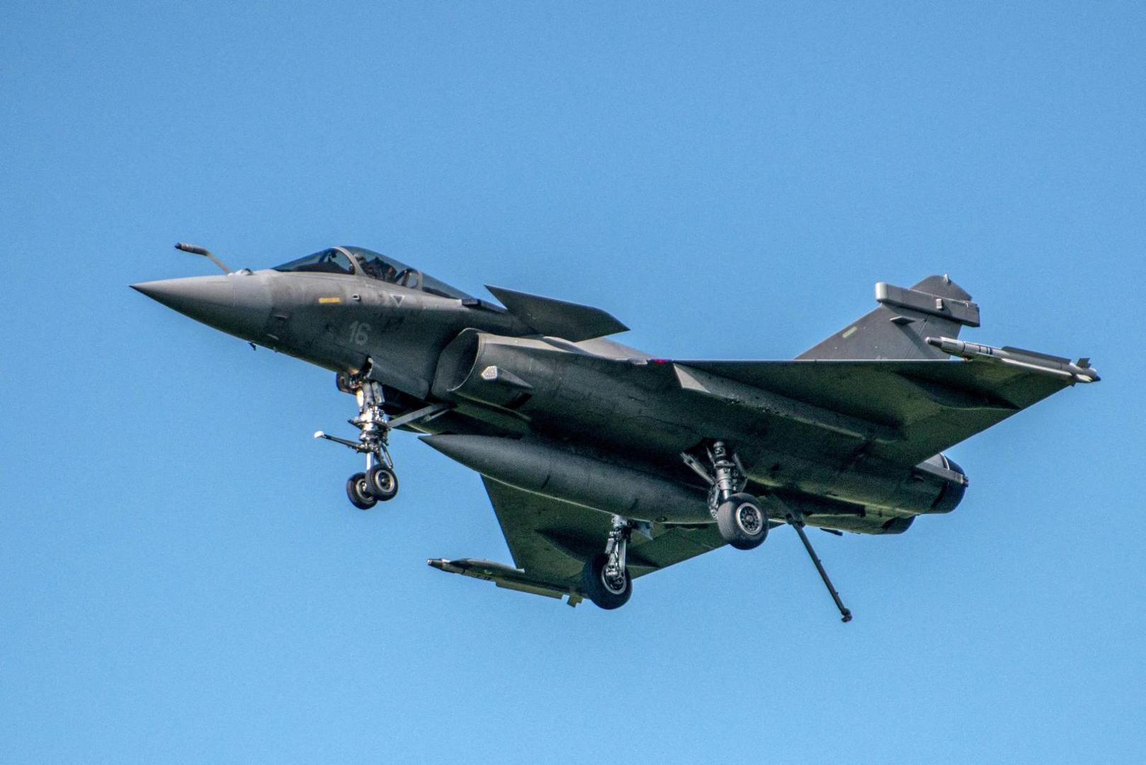 Vlada ipak kupuje vojne avione, stiže ponuda Francuza