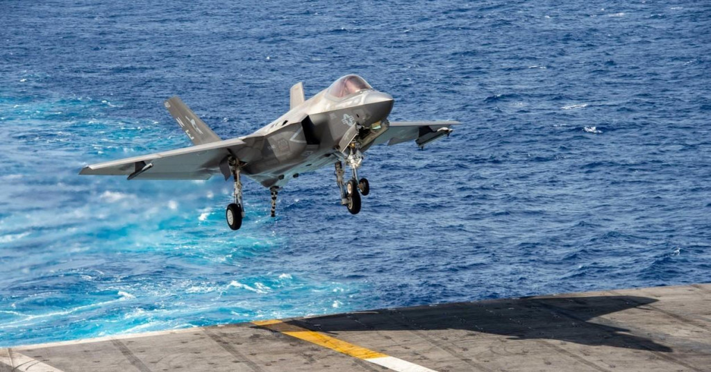 Najmoderniji borbeni avion na svijetu razbio se o palubu broda, ovo je već treći incident u samo dva mjeseca