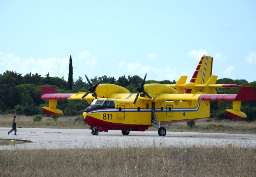 ZTC odgovorio na prozivke: HRZ ima punu protupožarnu flotu – svi avioni isporučeni na vrijeme