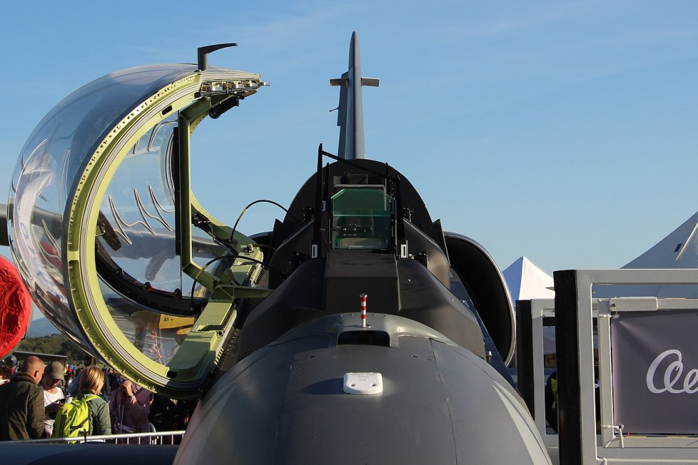 Mađarima stigle prve 'nebeske lisice' za obuku pilota i izviđačke misije - pogledajte što sve mogu