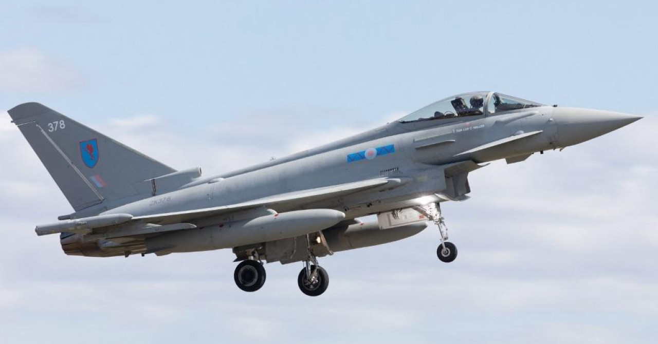 RUSIJA VS. NATO Bliski susret na nebu iznad Estonije: Britanski i njemački avioni presreli ruski ‘leteći tanker‘