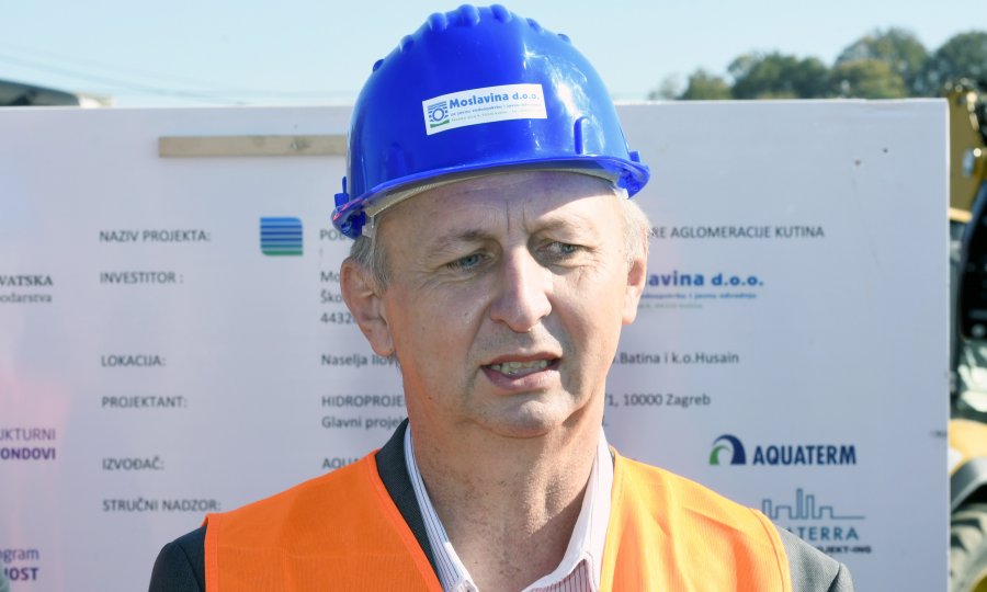 Oglasio se gradonačelnik Kutine o teškim optužbama za nepotizam i uhljebljivanje; napao zviždačicu Cvrtilu: Imala je osvetnički nagon...Radnici su se neprestano žalili na nju