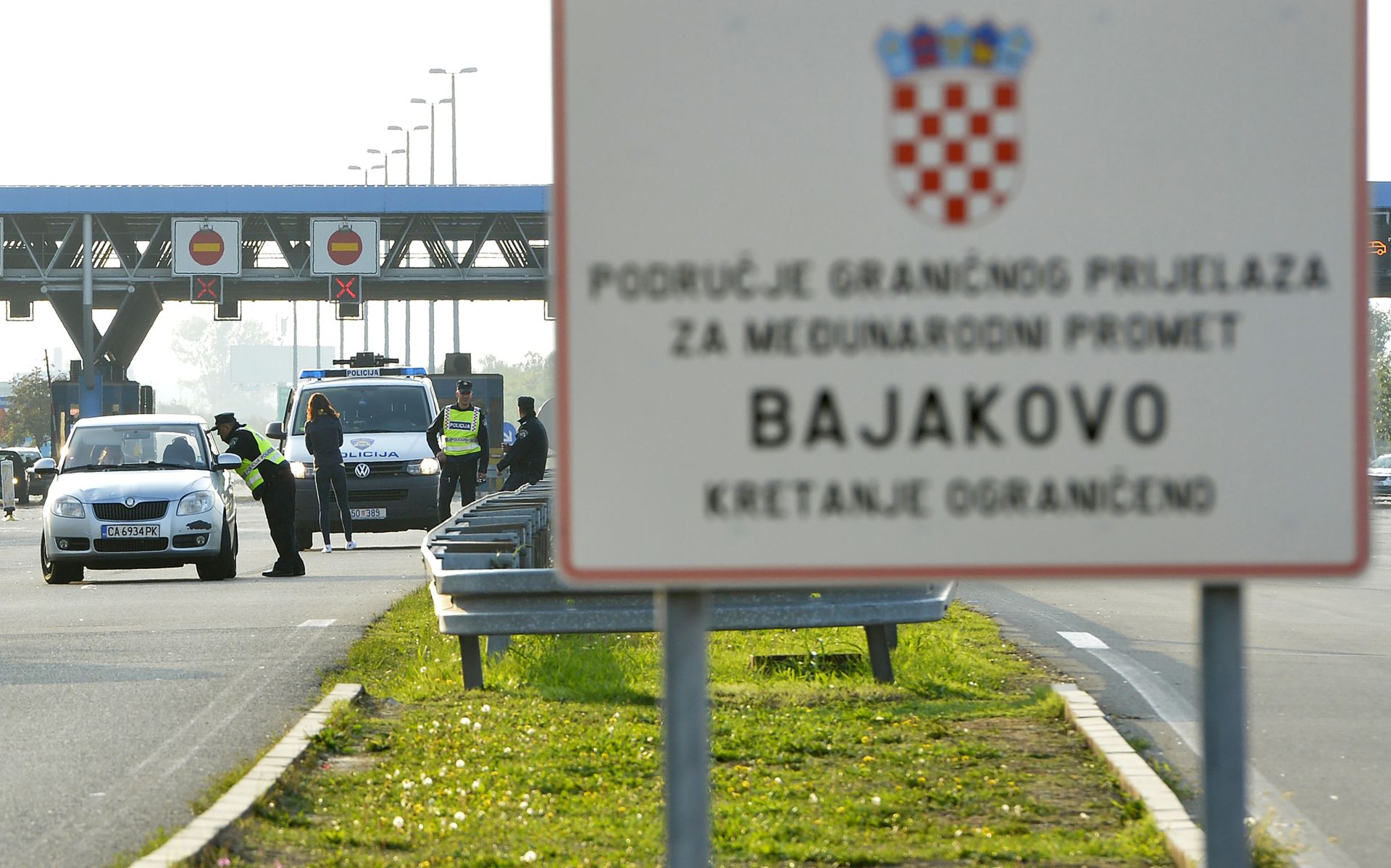 Hrvatska poslala prosvjednu notu Srbiji: Carinici satima držali 25 auta s hrvatskim putnicima