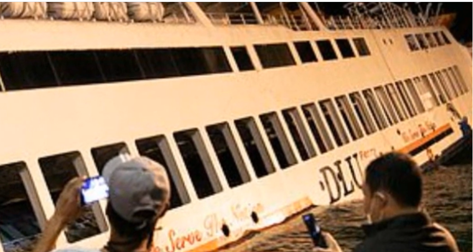 TRAŽE SE NESTALI DRAMA NA MORU Prevrnuo se trajekt kod Balija, najmanje sedmero poginulih