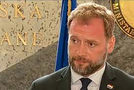 Banožić o Ukrajini, vozilima Bradley, Milanoviću...: ‘Predsjednik ne sudjeluje u donošenju odluke‘