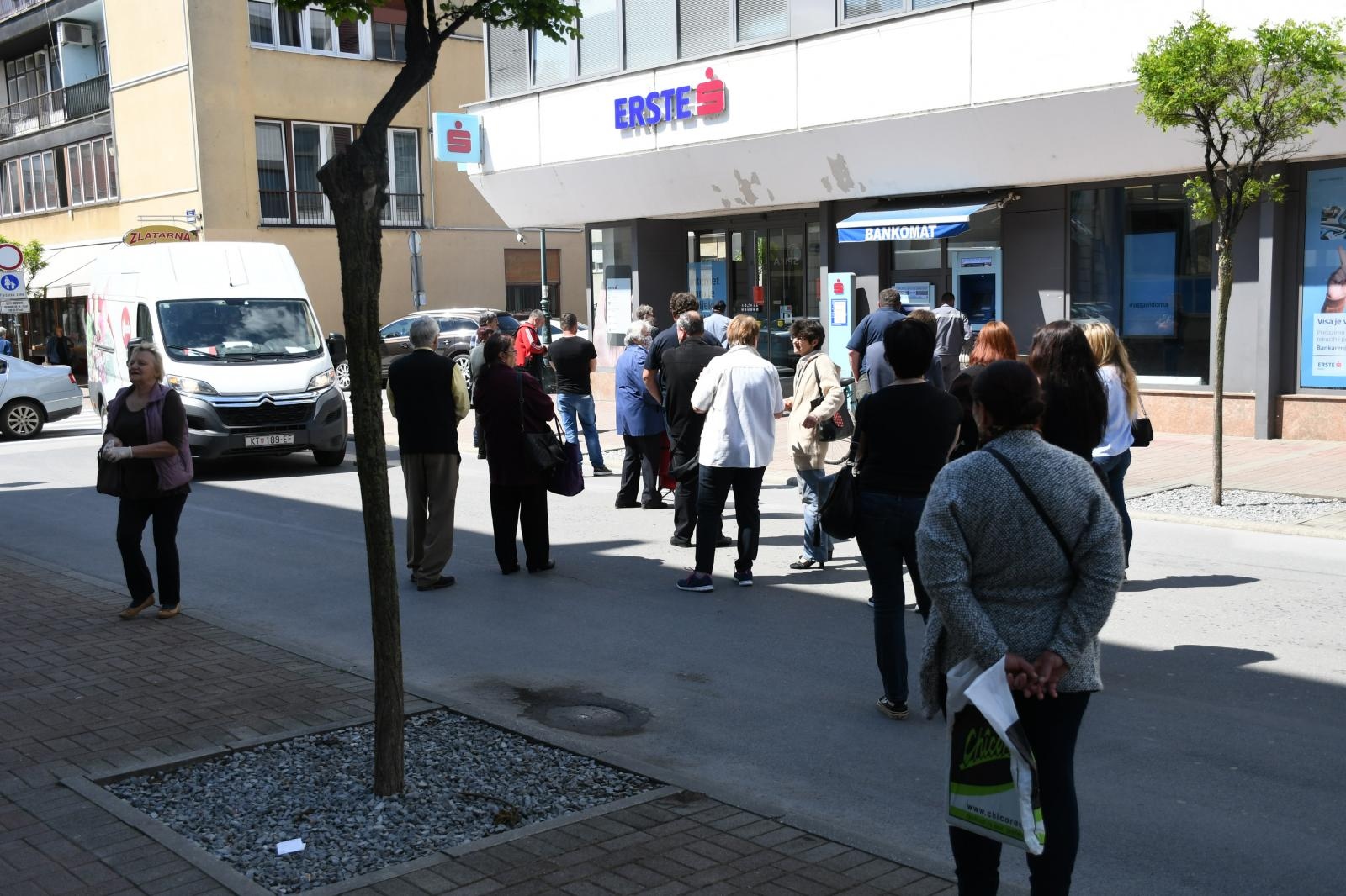 NOVA UREDBA EU Pravilo od 10 sekundi sad vrijedi i u hrvatskim bankama