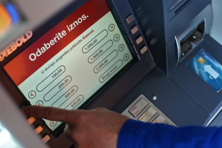 PREŠUTNA PREKORAČENJA Zaba je dijelu klijenata ovih dana čak upeterostručila limit na minusima