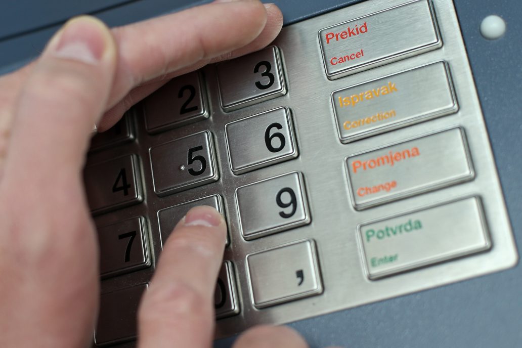 UVOĐENJE EURA  Objavljeno kako će izgledati bankomati od 1. siječnja: ‘Imat će samo novčanice od 10 ili 20 eura’