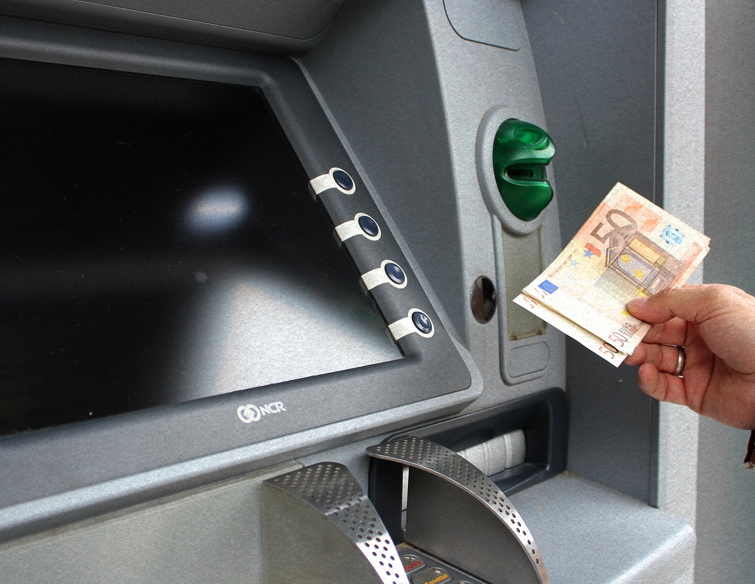 U utorak kreće isplata: Više od 1,2 milijuna umirovljenika i starijih osoba dobiva jednokratnu novčanu pomoć od 50 eura