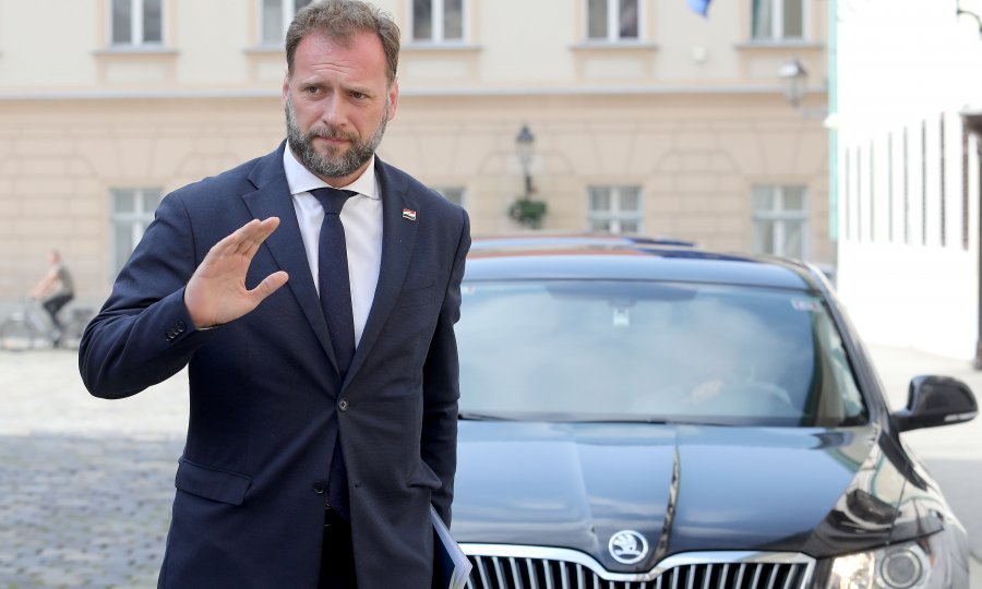 Banožić najavio racionalizaciju broja zaposlenih u MORH-u