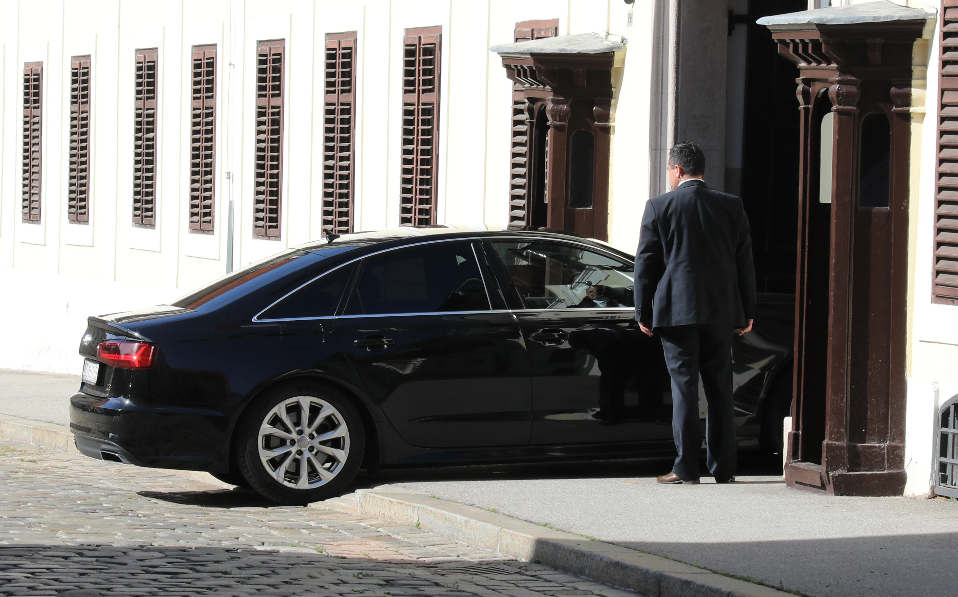 Krstičević i Plenković stigli u Banske dvore, kakva će biti konačna odluka?