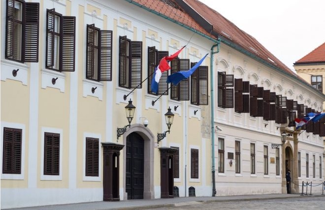 ZAŠTIĆENO KULTURNO DOBRO - PROJEKT VRIJEDAN 155 MILIJUNA KUNA! Vlada kreće u kompletnu obnovu Banskih dvora! Od konstrukcije, pa sve do restauracije!