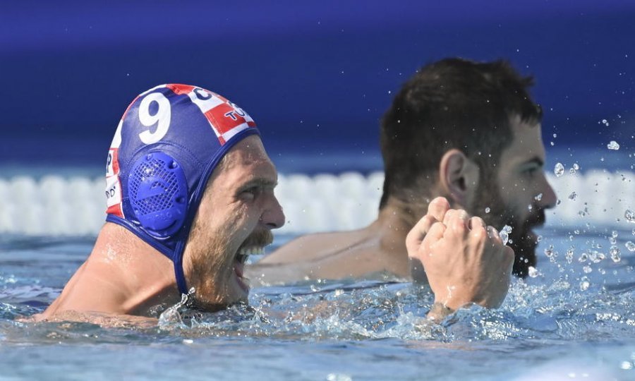 DEVET U NIZU  Mijenjaju se godišnja doba, tehnološka dostignuća i klima, ali jedno je konstanta... Ovo su sva hrvatska vaterpolska polufinala