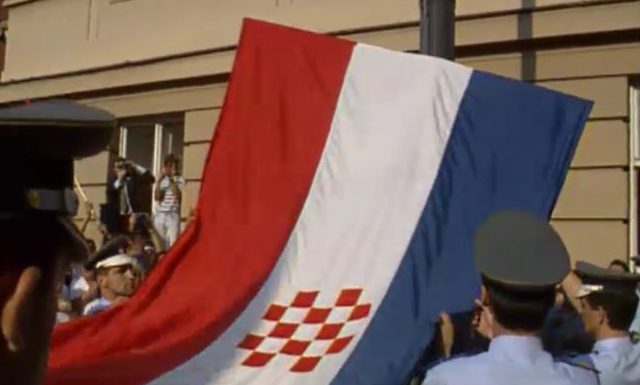 20. lipnja 1990. – podignut hrvatski barjak pred Hrvatskim saborom