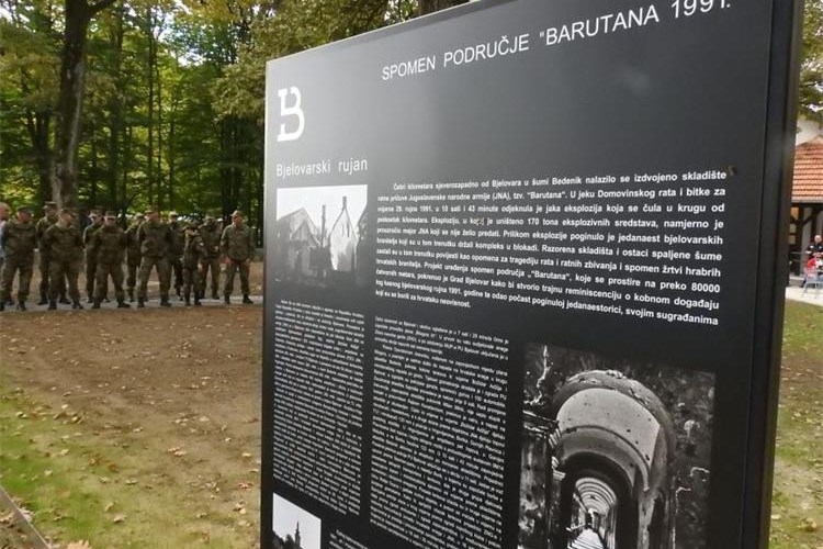 Obilježen Dan bjelovarskih branitelja na spomen-području Barutana