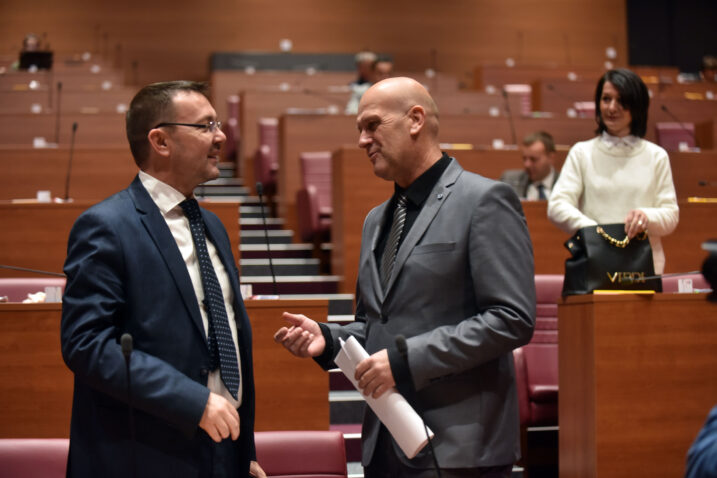 SABOR Hrvatski parlament imat će buran tjedan. Već danas na rasporedu rasprava o opozivu premijera