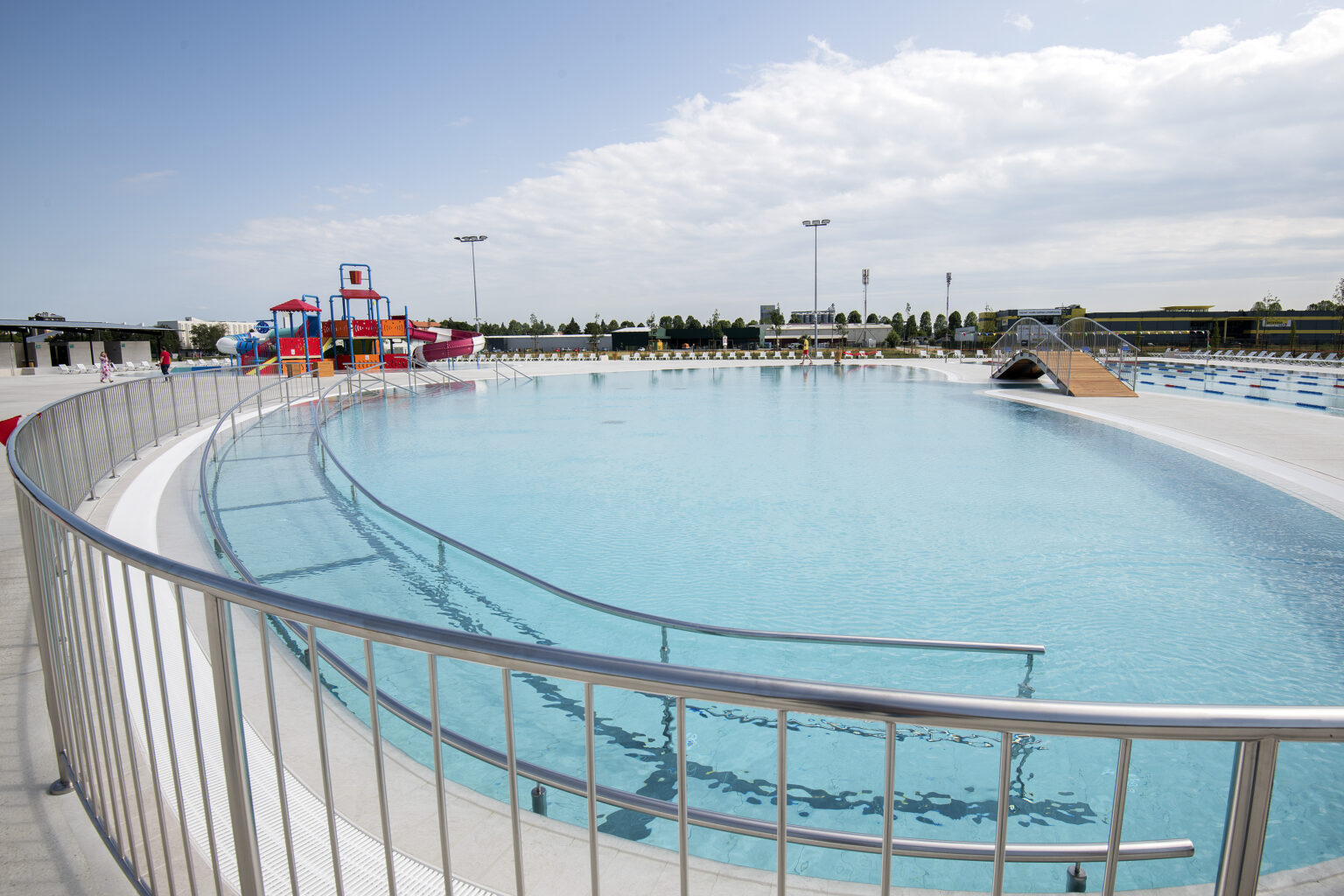 Olakšan pristup bazenima za HRVI u Međimurju