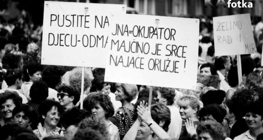 30. kolovoza 1991. - Bedem ljubavi - prosvjed majki protiv rata