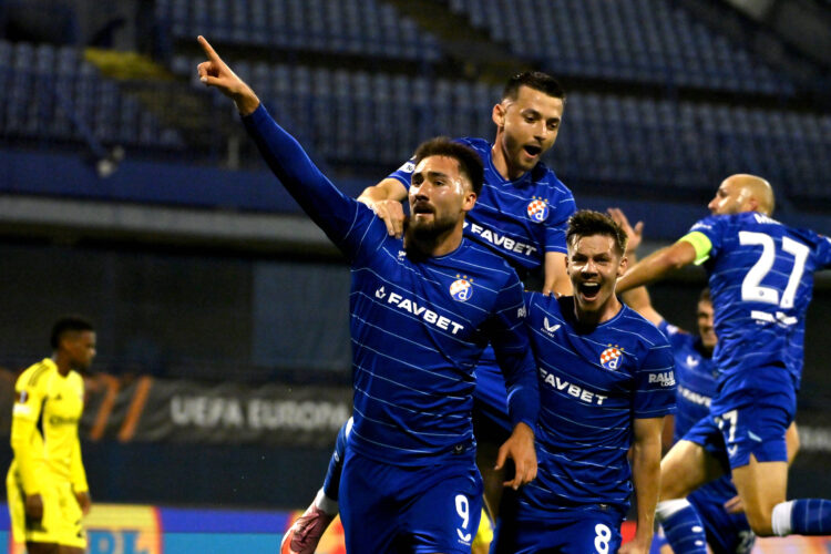 Dinamo srušio Rumunje, Beljo s dva gola junak utakmice, zabijali i Bakrar, Kulenović...