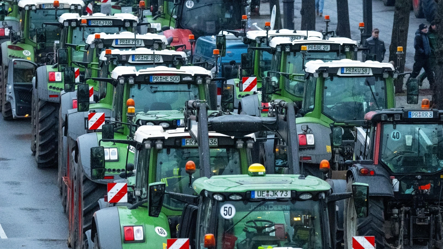 Vrhunac prosvjeda u Njemačkoj: U Berlinu se očekuje 5000 traktora i 10.000 prosvjednika