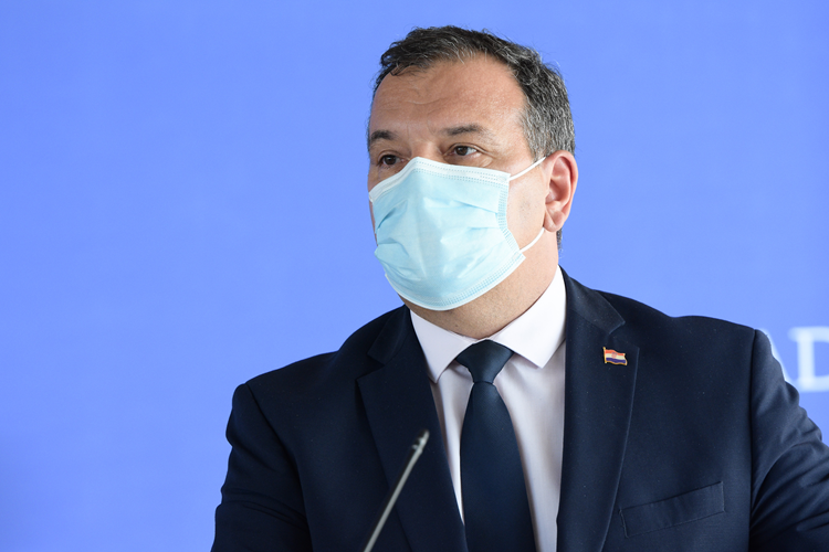 Beroš nahvalio Rovinj kao najuspješniji grad s čak 80% cijepljenih. Gradonačelnik: ‘Ne znam otkud mu ta brojka‘