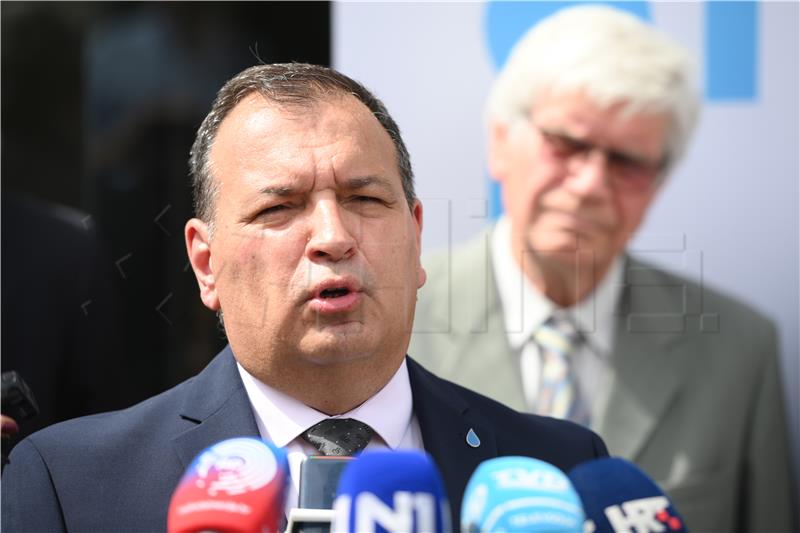 Beroš uvodi obvezne sistematske preglede za sve punoljetne građane