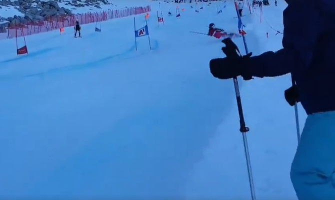 [VIDEO] NEZGODA NA STAZI: Austrijanac pokosio hrvatskog novinara na skijalištu