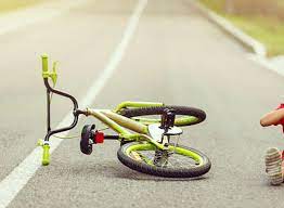 Umalo tragedija u Đurđevcu: Dijete samo i bez kacige ozlijeđeno u padu s bicikla