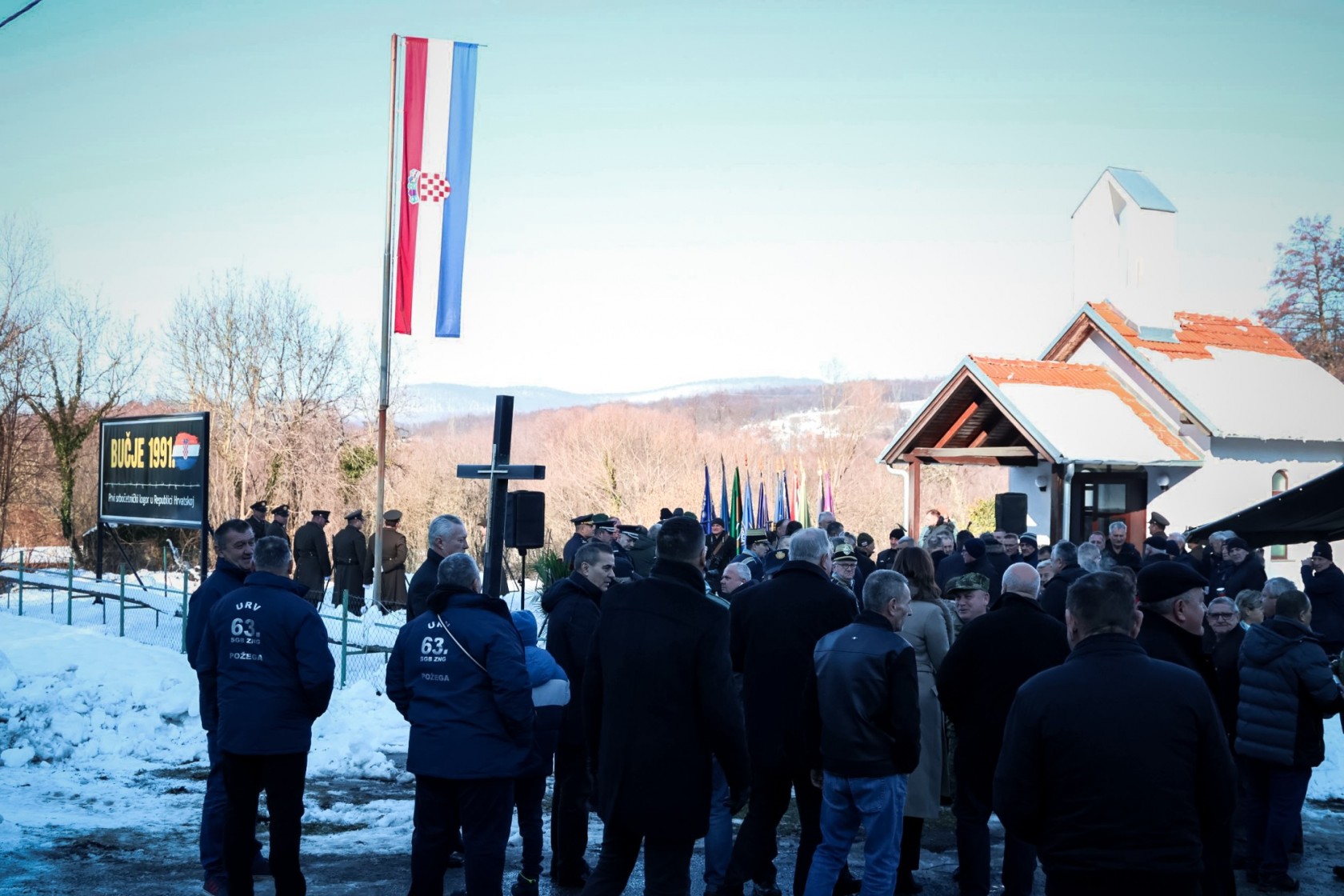 OBILJEŽENA  33. OBLJETNICA OSLOBAĐANJA BUČJA Prije 33 godine vi hrvatski branitelji unijeli ste nadu i toplinu u brojne domove